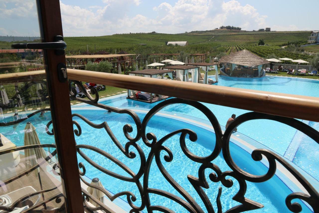 Vinea Resort Дуррес Екстер'єр фото
